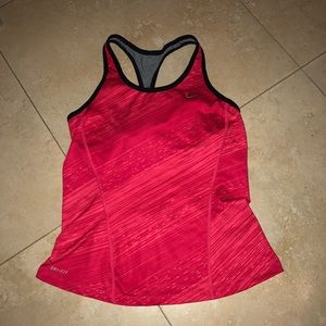 💕💕 Nike Dri Fit Razorback Tank Size Small